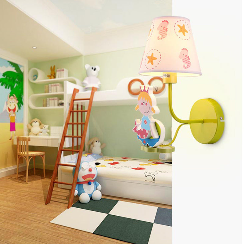 Skørter | Wooden Princess Wall Lamp with Seahorse Girls Bedroom 1 Main Cartoons Wall Lamp