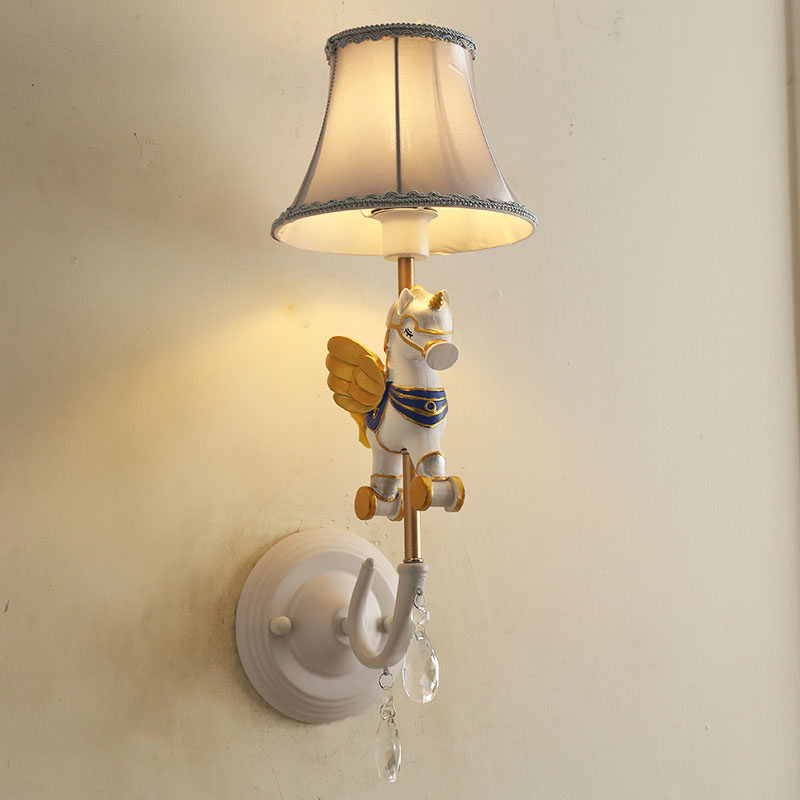 Skørter | Cartoon Cone Wall Lamp Fixture with Unicorn Decoration 1 Head Resin Wall Light in Yellow and Blue/Yellow and Pink/Yellow and Red/Yellow and White for Girls' Bedroom