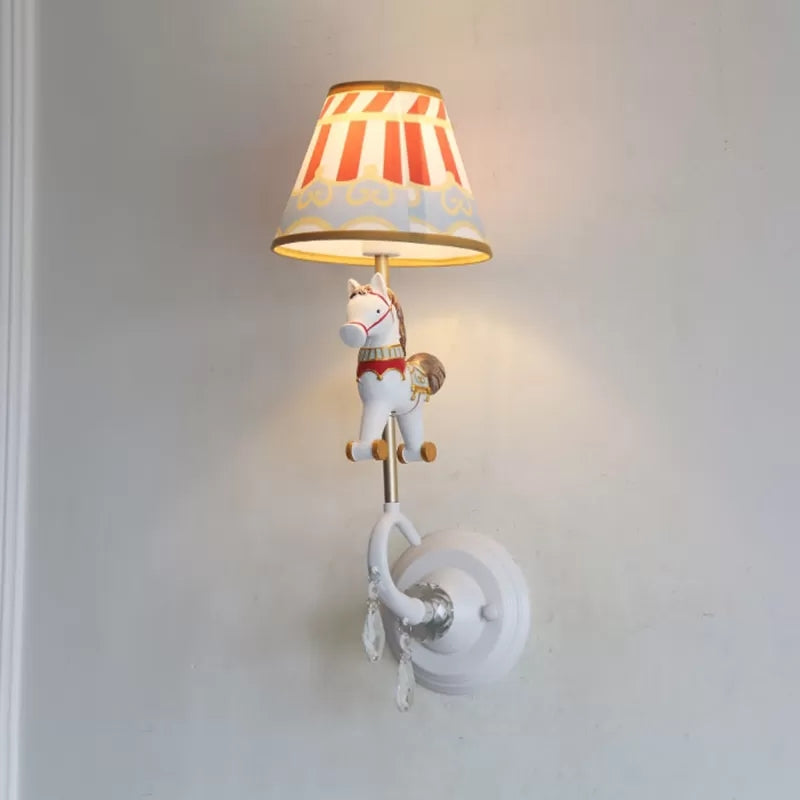 Skørter | White/red and blue tapered wall lamp with cartoon plastic of moose/horse/unicorn 1-lamp wall lamp for children's room