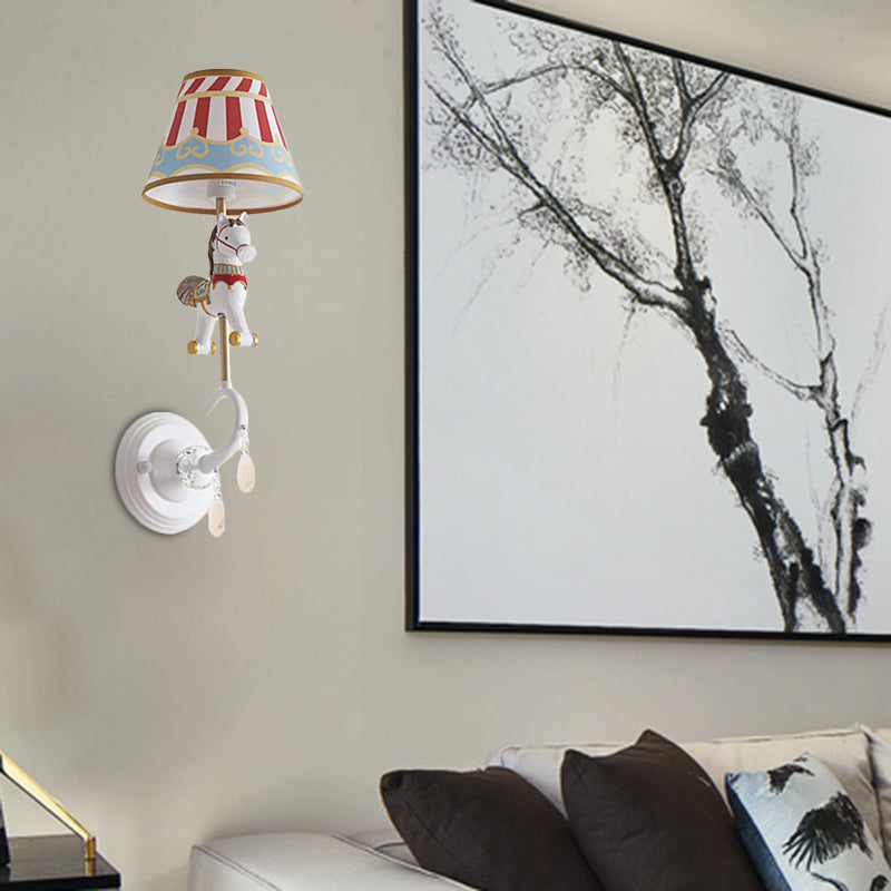 Skørter | White/red and blue tapered wall lamp with cartoon plastic of moose/horse/unicorn 1-lamp wall lamp for children's room