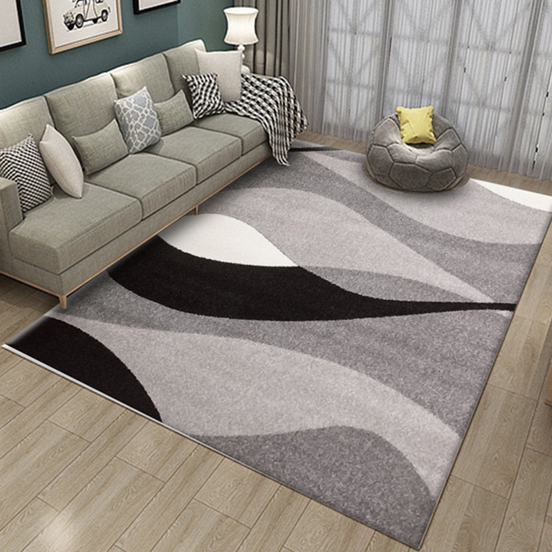 Lisslune | Novelty Stripe Curve Pattern Rug in Black and Gray Polyester Rug Washable Rug for the Living Room