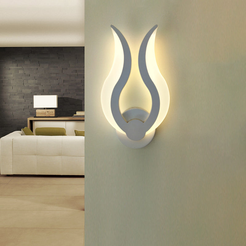 Lisslune | Flame-shaped Bedroom Wall Lantern Lighting Acrylic LED Nordic Wall Mounted Light in Warm/White Light