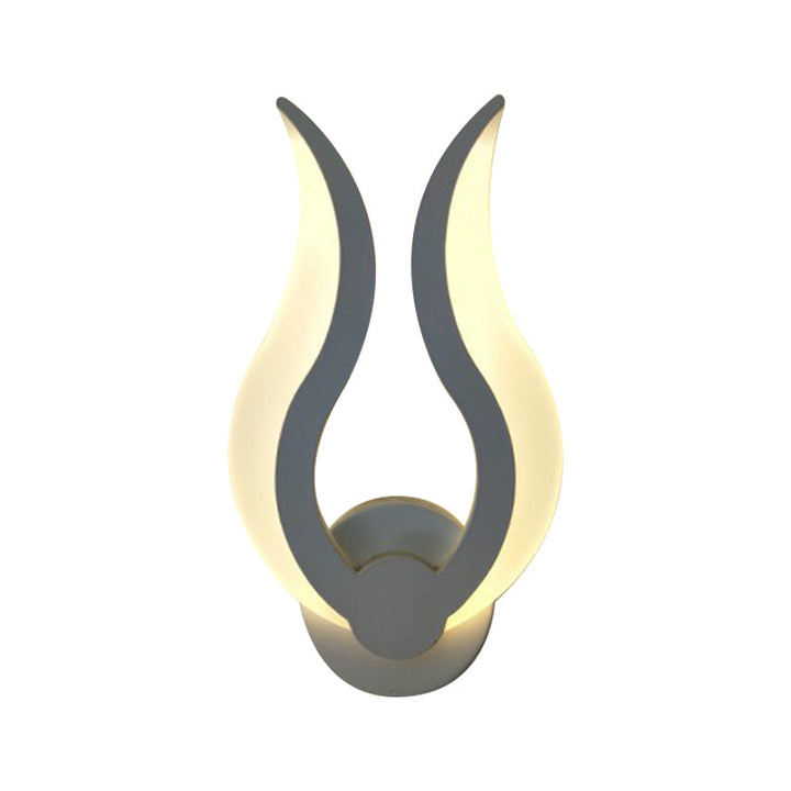 Lisslune | Flame-shaped Bedroom Wall Lantern Lighting Acrylic LED Nordic Wall Mounted Light in Warm/White Light