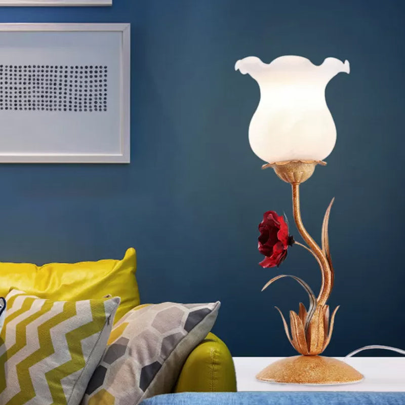 Lisslune | Florvia – Have-inspired table lamp made of frosted glass