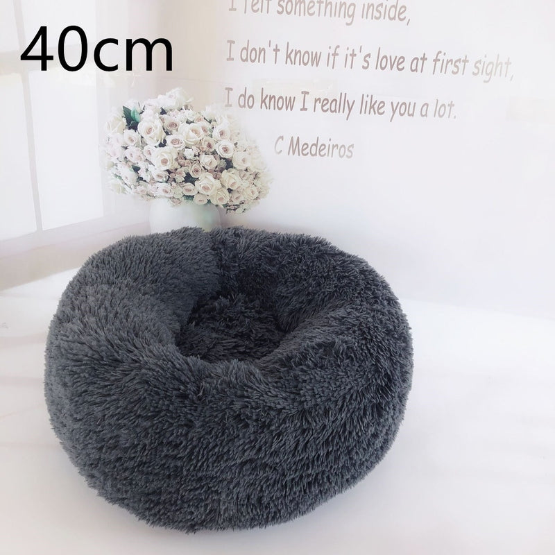 Lisslune | CozyNest | Winter Dog Bed | Luxe Comfort | Sustainable and Stylish