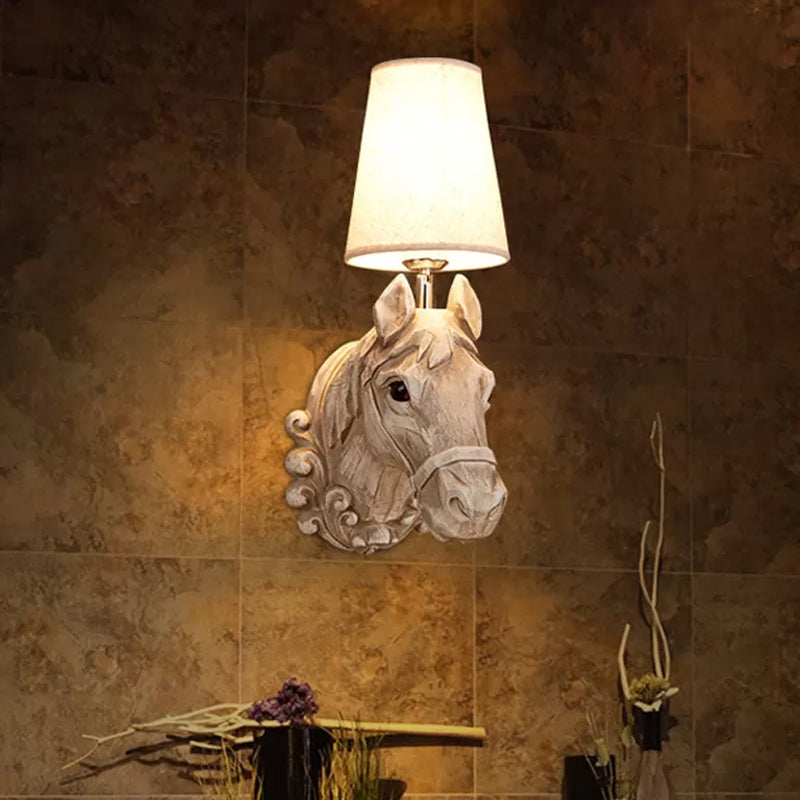 Skørter | Art Deco Horse Head Wall Lamp Resin 1-Light Restaurant Wall Mounted Lamp with Cone Shade in Light Brown
