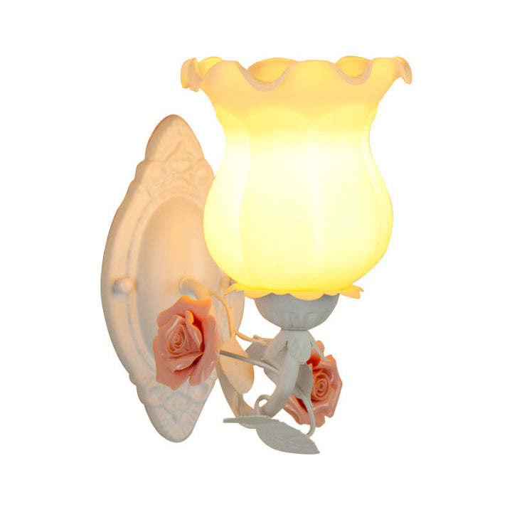 Skørter | Pink/Green/Blue 1-Light Wall Lamp American Garden Frosted White Glass Floral Wall Mounted Light