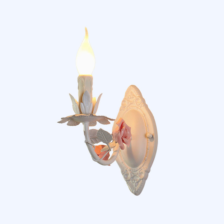 Skørter | Blue/Pink 1-Light Wall Mount Lamp Pastoral Metal Candle Wall Sconce Lighting with Flower Deco