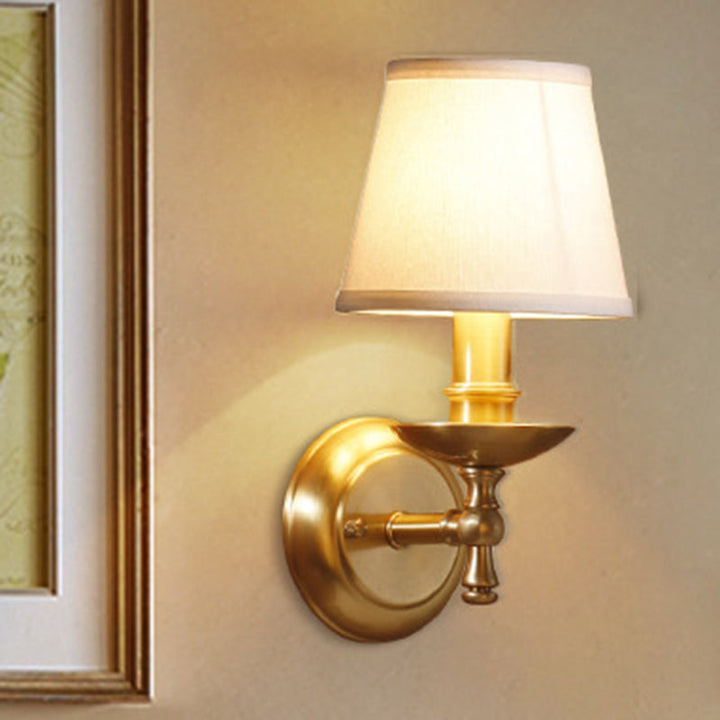 Skørter | Gold 1 Bulb Wall Mount Light Traditional Fabric Flat Shade Wall Lamp Light for Bedroom