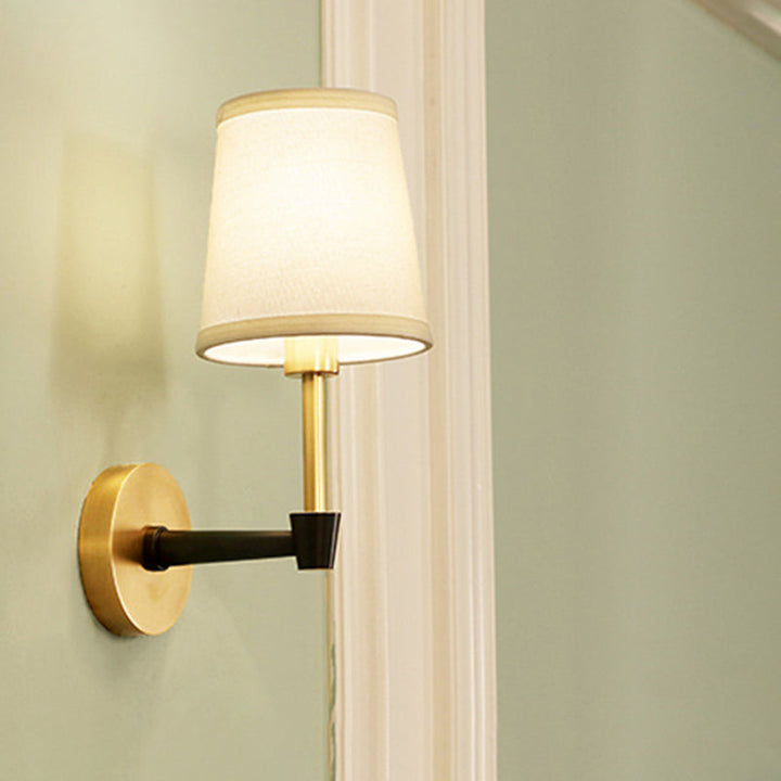 Skørter | 1/2-head Wall Light Fixture Minimalist Conical Fabric Wall Light in Gold