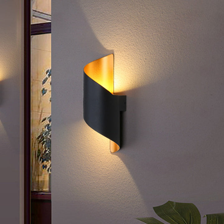 Lisslune | Spiral Foyer Wall Light Aluminum Postmodern LED Wall Lamp in Black/White and Gold Inner