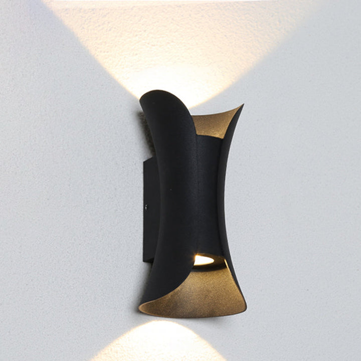 Skørter | Small/Big Flared LED Wall Lamp Modern Metal 2 Lights Black/White/White-Gold Down Light for Terrace