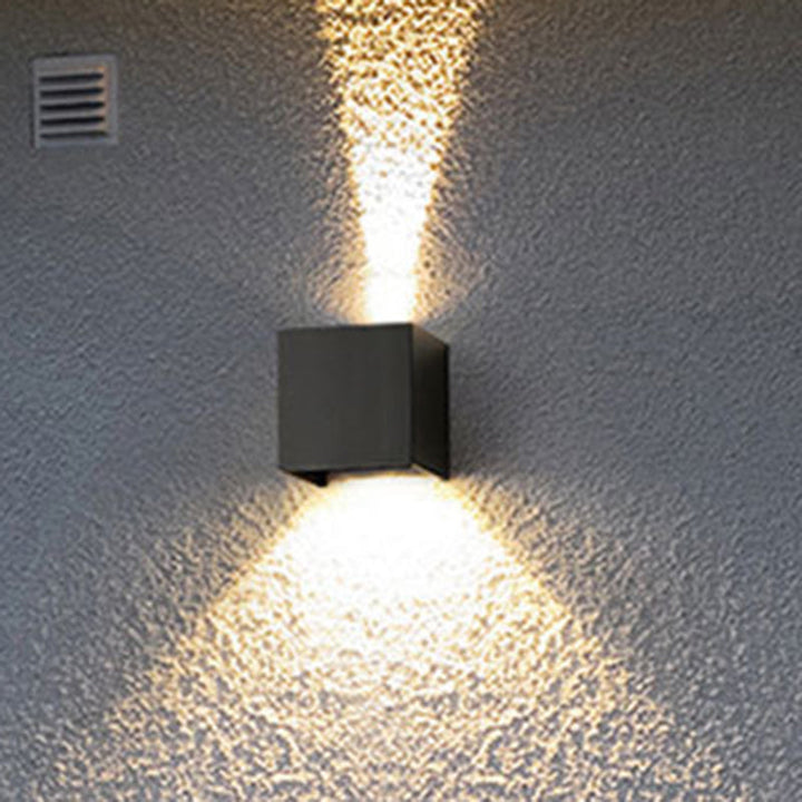 Skørter | Cube/Triangle/Cylinder Wall Light Fixture Nordic Metal Black Up and Down LED Wall Light for Outdoor