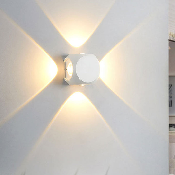 Lisslune | Mini Cube Wall Washer Sconce Nordic Aluminium 2/4-Head Living Room LED Wall Light in Black/White