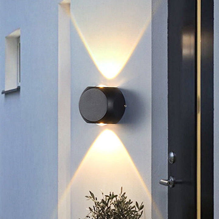Lisslune | Mini Cube Wall Washer Sconce Nordic Aluminium 2/4-Head Living Room LED Wall Light in Black/White