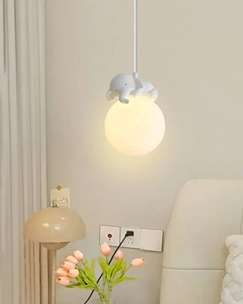 Lisslune | Cute animal-shaped moon pendant lamp - Elephant