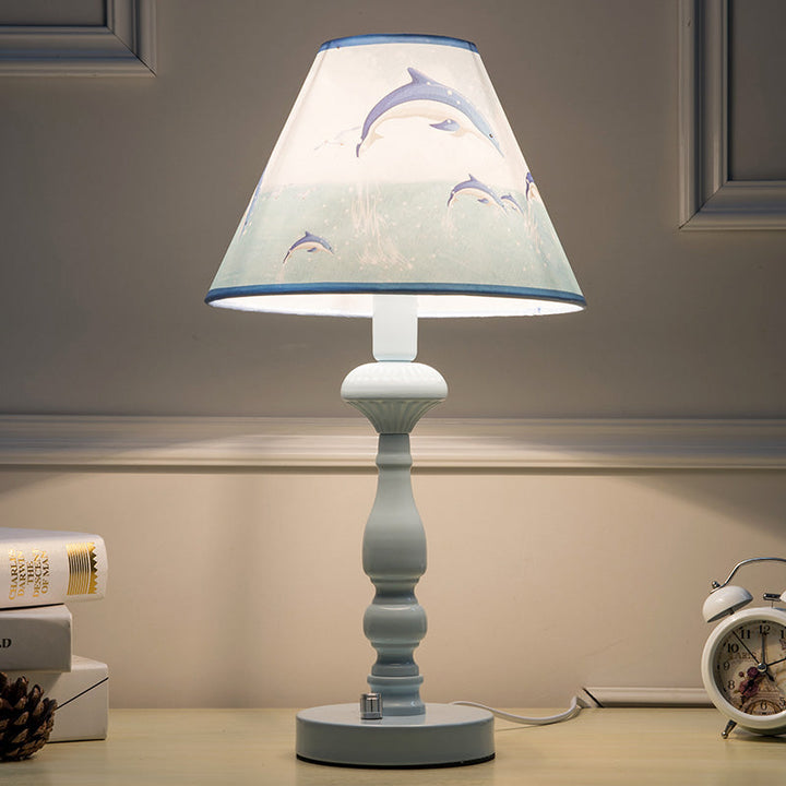 Lisslune | Dolphilume – Unusual dolphin desk lamp for children