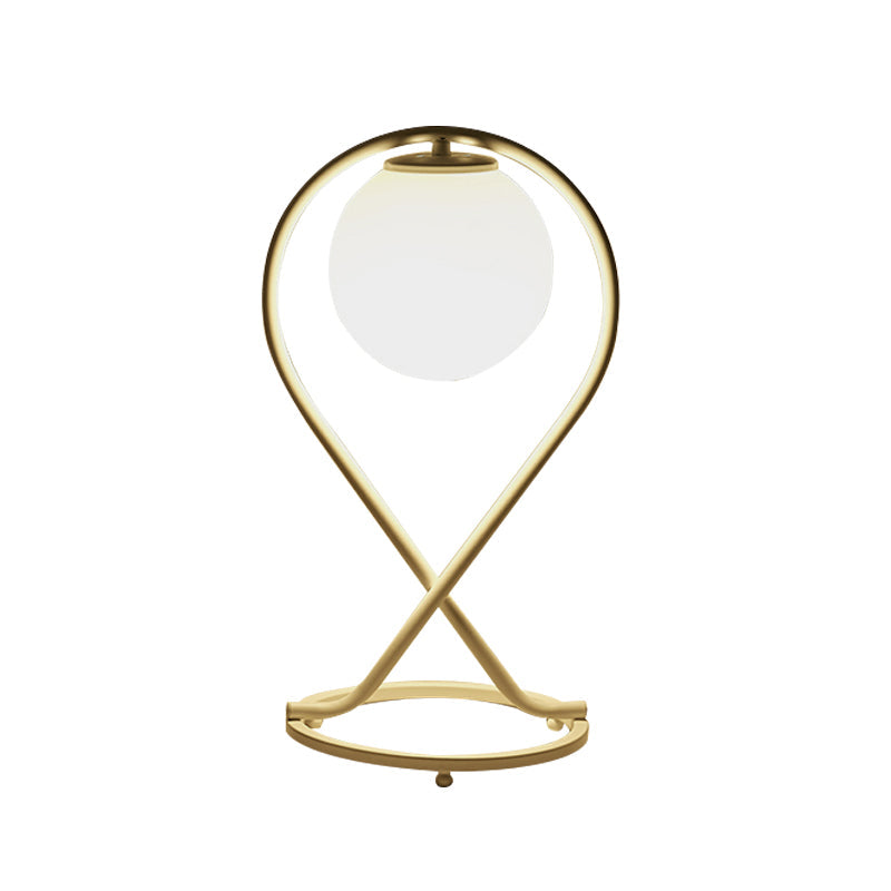Lisslune | Orbina – Slim white LED table lamp for the children's room