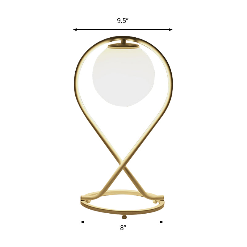 Lisslune | Orbina – Slim white LED table lamp for the children's room