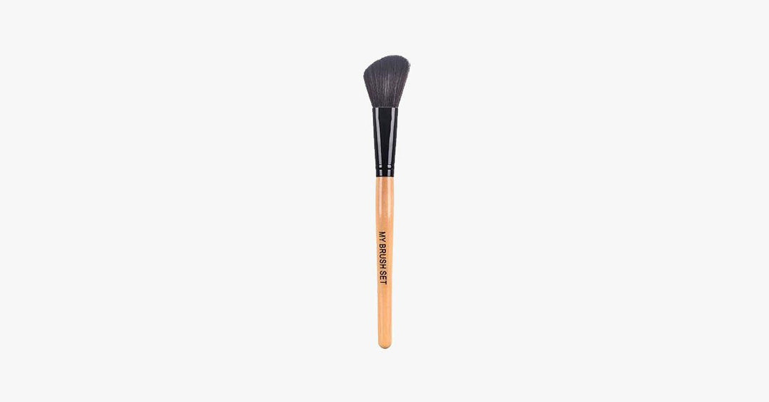 Lisslune | Precision Angled Contour Brush - Provides Professional Contouring and Coverage