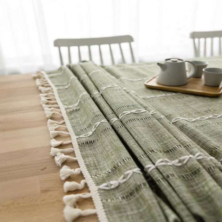 Lisslune | CotLinens – Elegant table runner made of cotton and linen