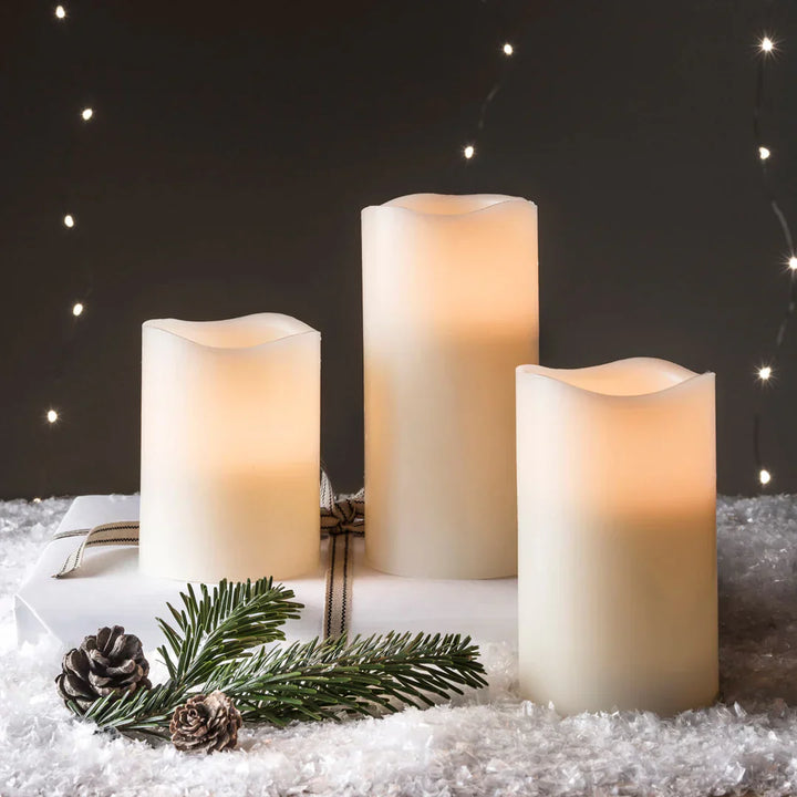 Lisslune | Set with 3 tall flameless wax LED candles