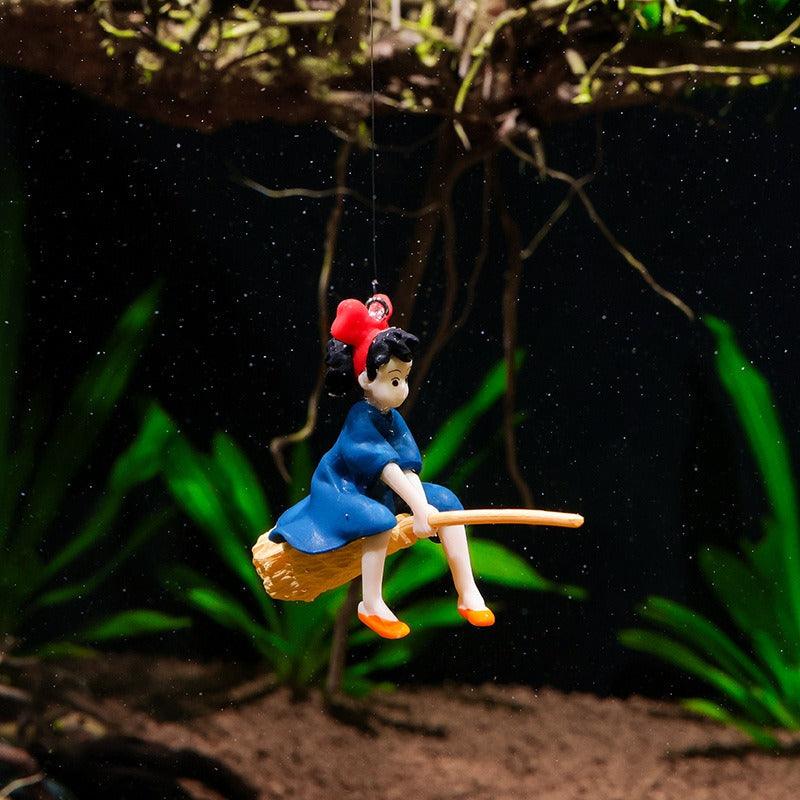 Lisslune | Aquatic Harmony: Chinese-inspired Resin Sculpture for Enchanting Aquariums