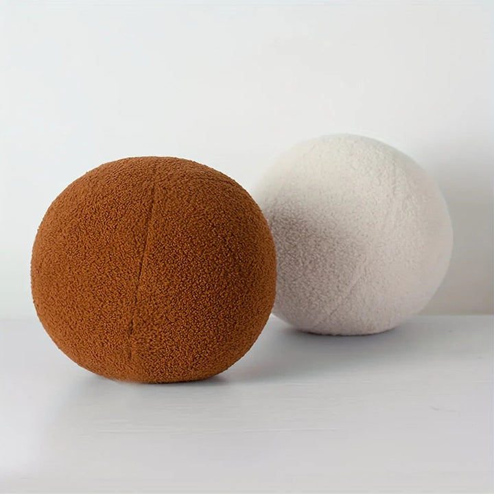 Lisslune | NordLuxe Decorative Cushions – Scandinavian Elegance for Your Home