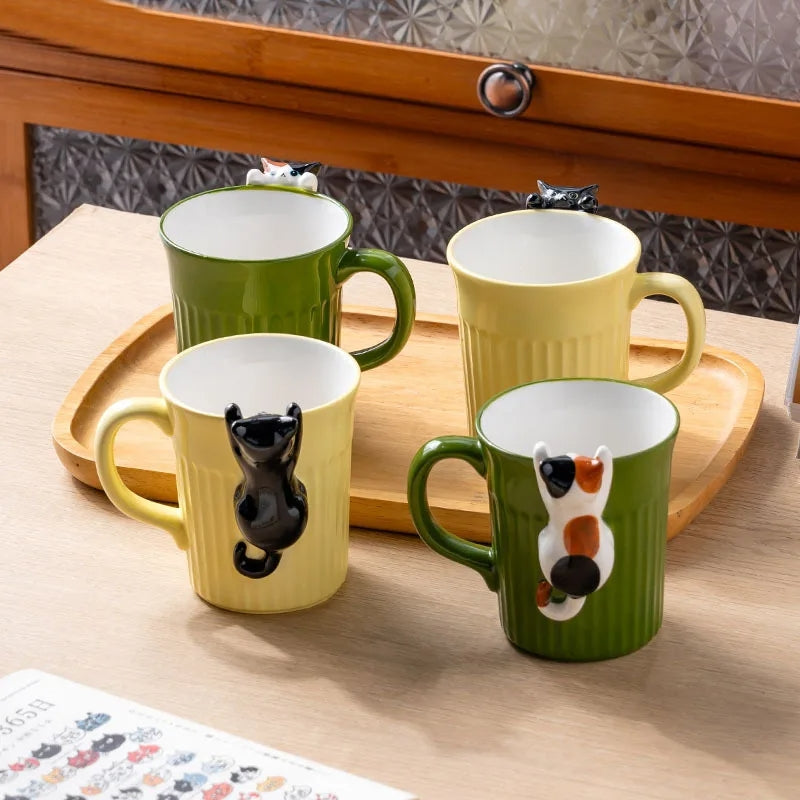 Lisslune | Cute Climbing Cat Ceramic Mug
