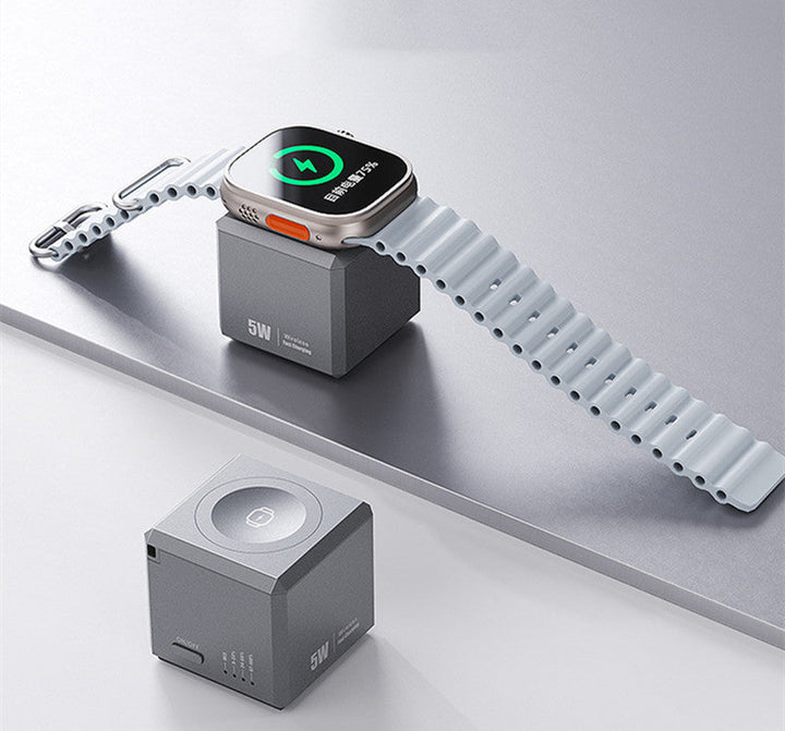Lisslune | 1800mAh Magnetic Portable Wireless Charger