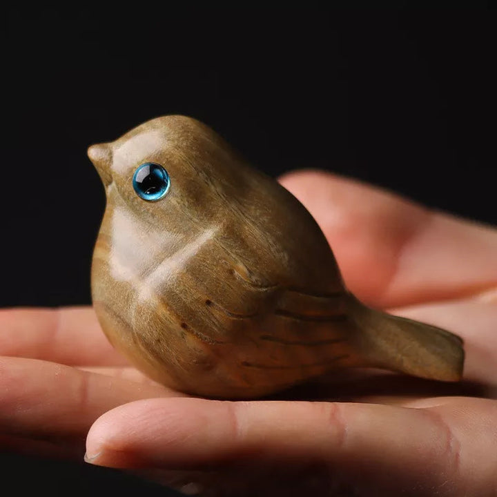 Lisslune | Handcrafted Wooden Carving Bird