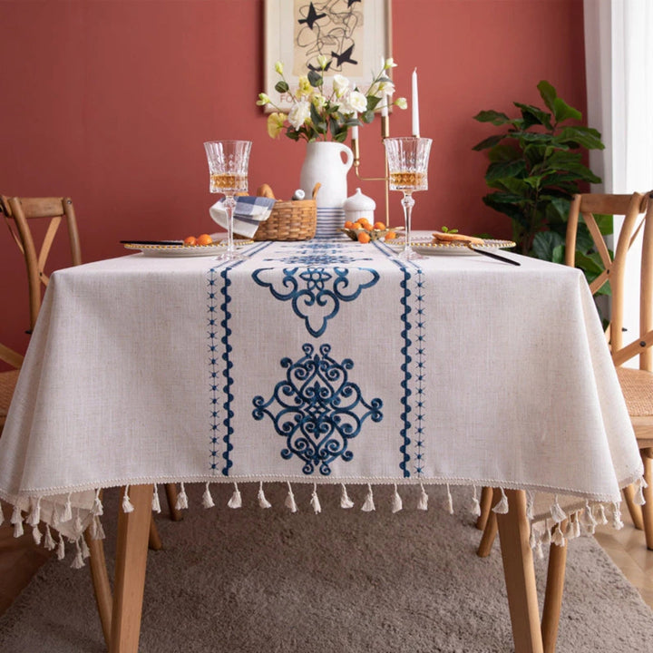 Lisslune | Sorella Luxe Embroidered Tablecloth