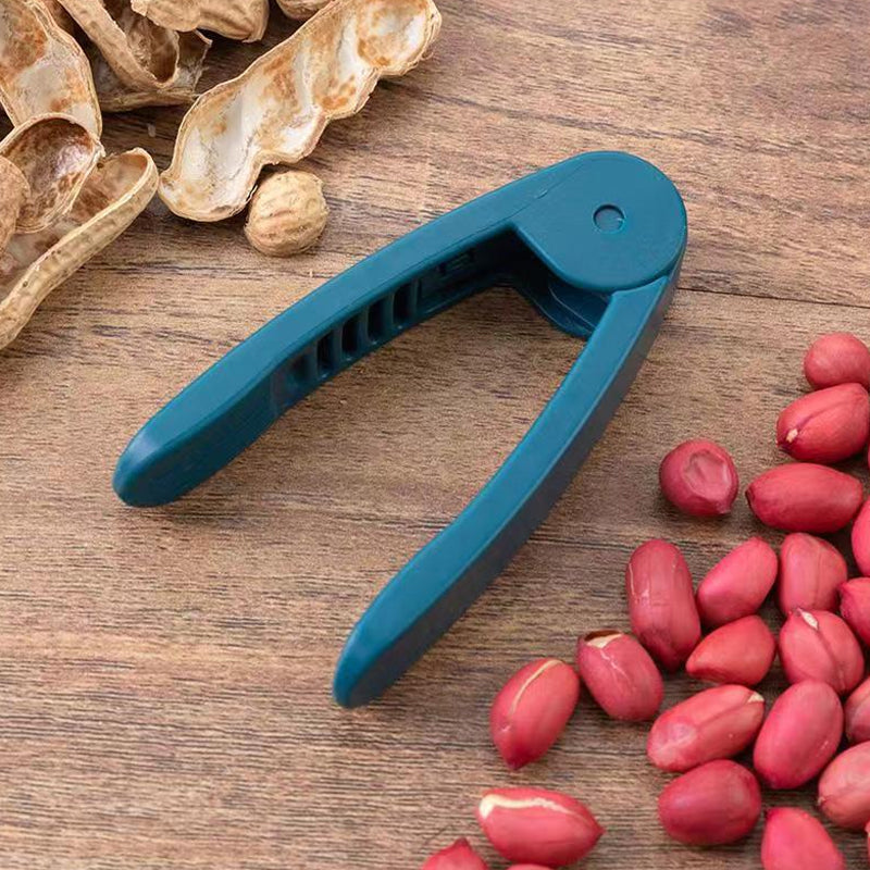Lisslune | Peanut Seed Peel Plastic Peanut Clip