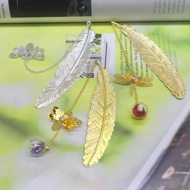 Lisslune | Metal Spring Bookmark