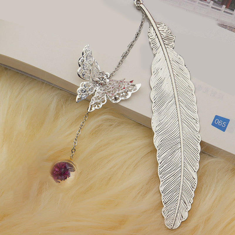 Lisslune | Metal Spring Bookmark
