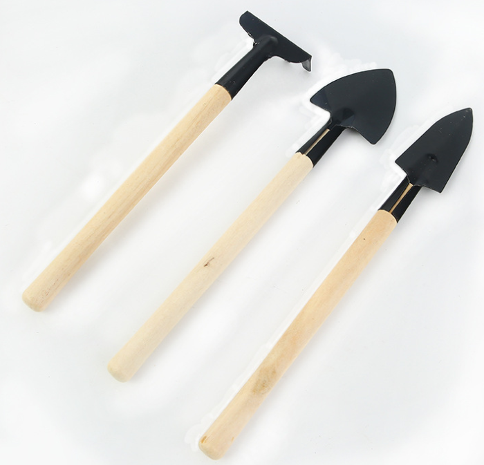 Lisslune | 3-piece garden tool set with wooden handles – Handy shovel, rake, and hoe for garden maintenance