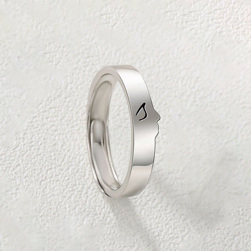 Lisslune | Love at first kiss couple rings
