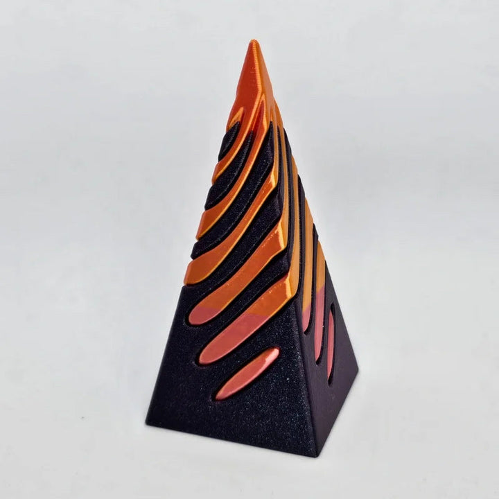 Lisslune | Impossible Pyramid Passage Sculpture