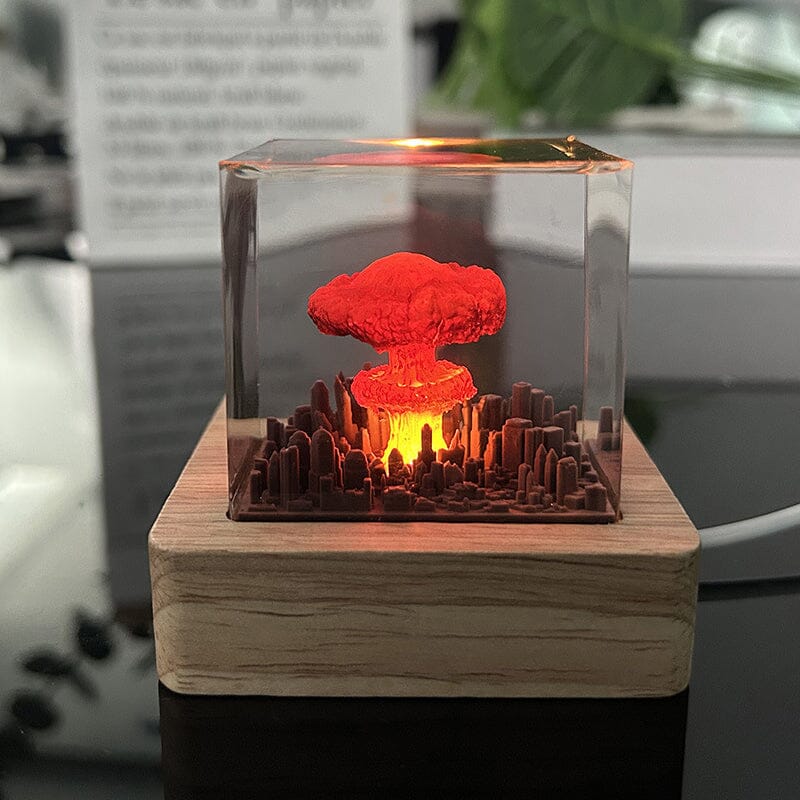 Lisslune | Resin lamp with explosive bombs