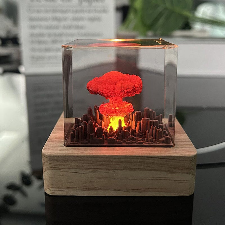 Lisslune | Resin lamp with explosive bombs