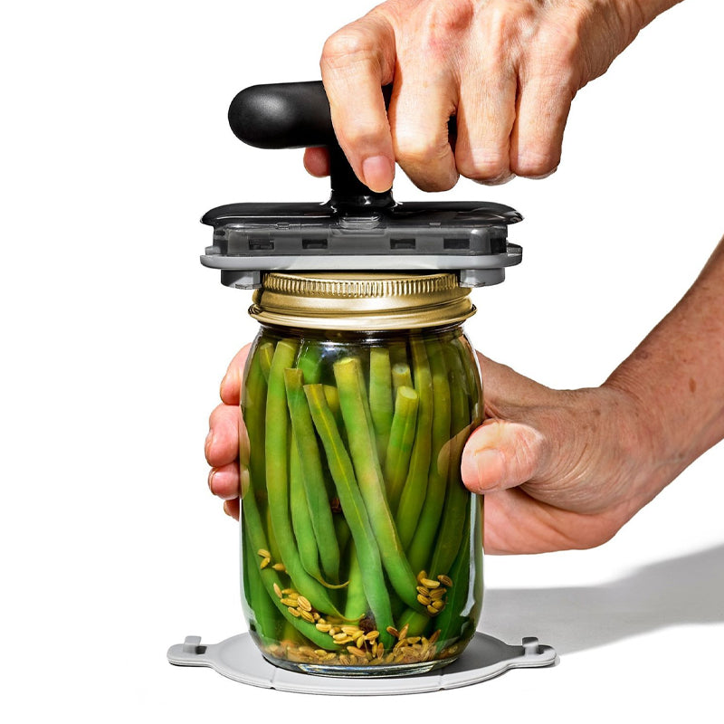 Lisslune | Labor-saving can opener