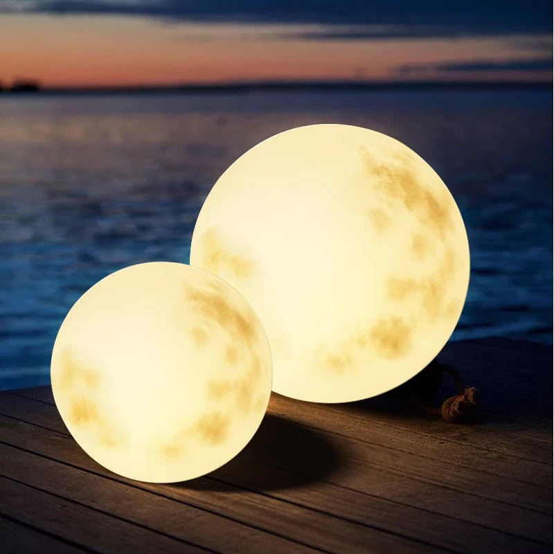 Lisslune | Garden lamp in the shape of the moon