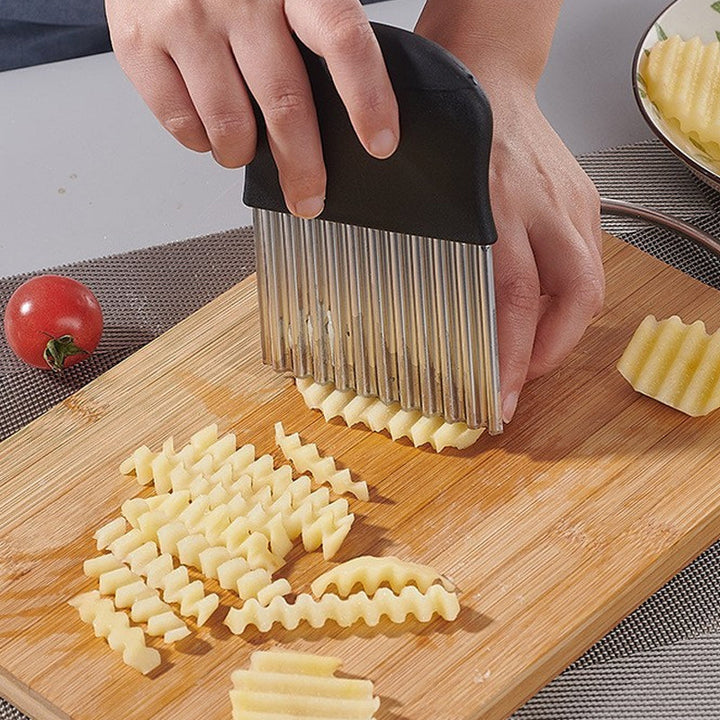 Lisslune | Wavy Potato Knife