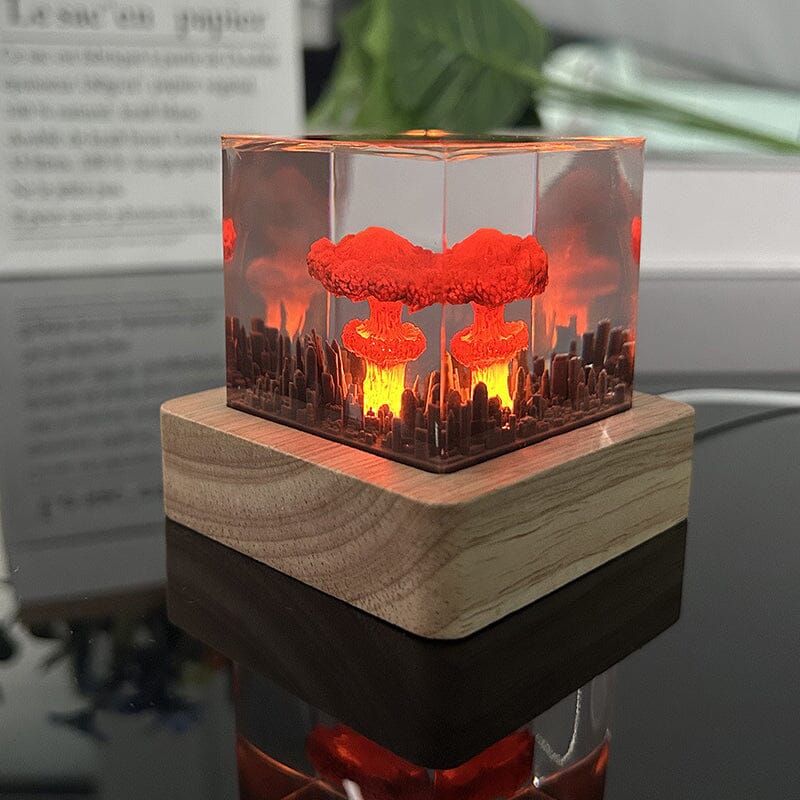 Lisslune | Resin lamp with explosive bombs