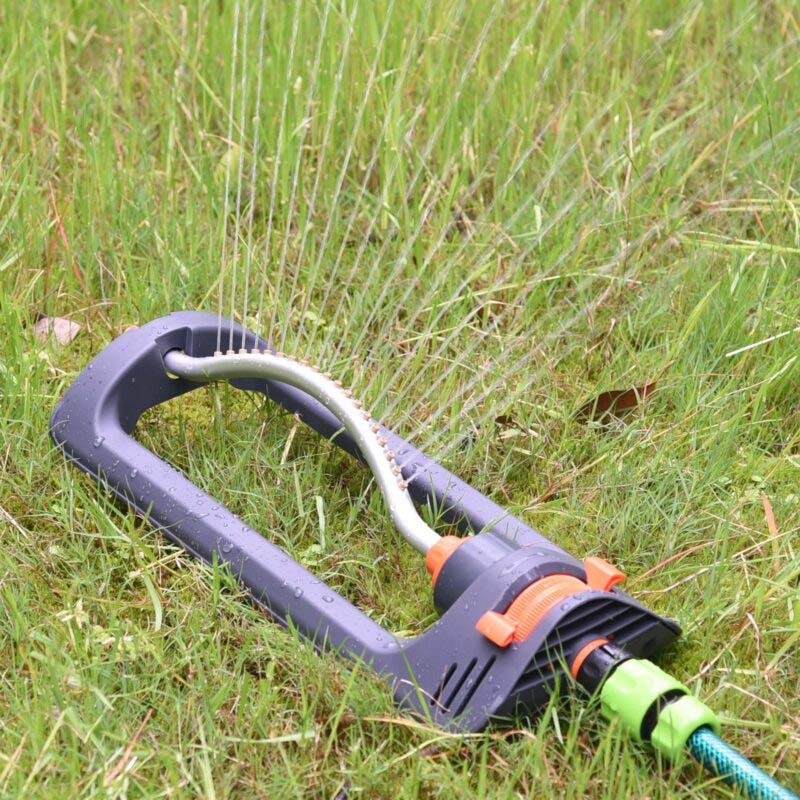 Lisslune | Oscillating Grass Sprinkler