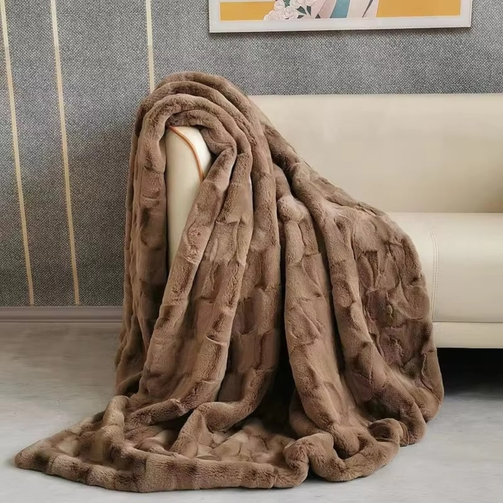 Lisslune | Heavenly Retreat Synthetic Fur Blanket