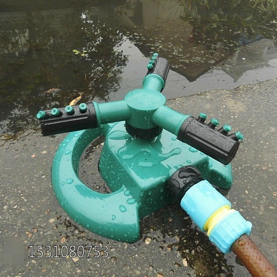 Lisslune | Adjustable Garden Sprinkler – Efficient Lawn Watering with 360° Spray Function