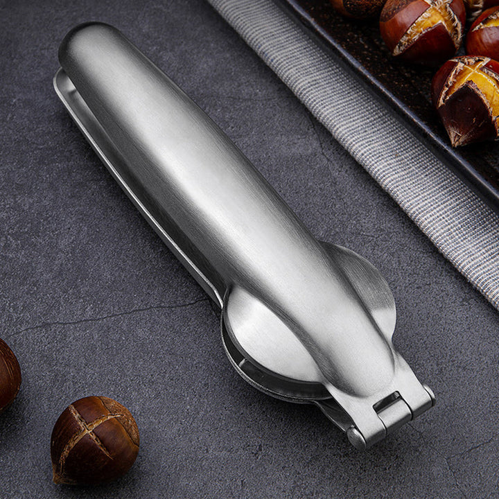 Lisslune | Portable Nutcracker Chestnut Clip