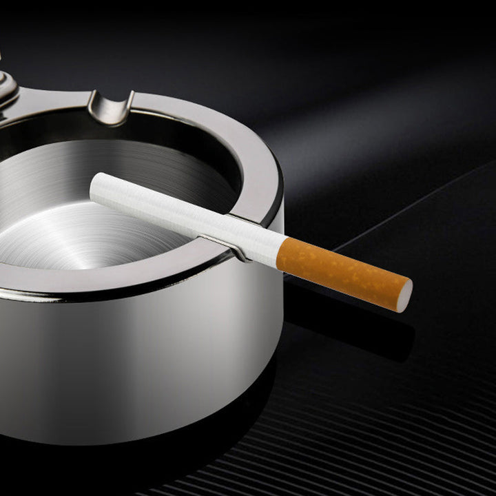 Lisslune | Retro metal ashtray