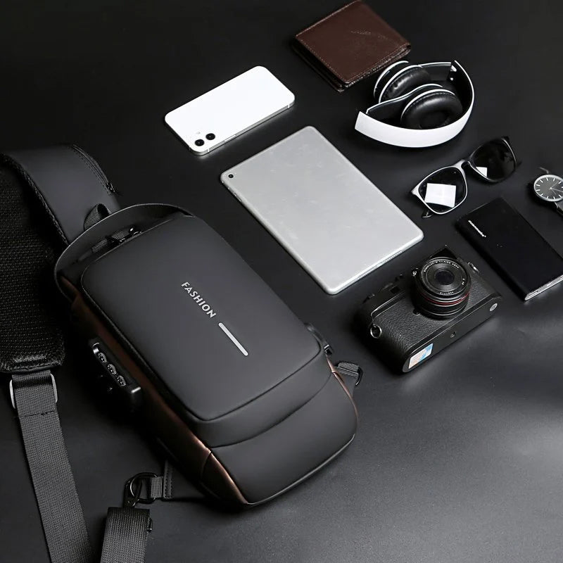 Skorter | Theft-proof shoulder bag with USB charging port